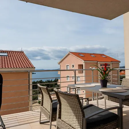 Appartement Olivera-trogir By Guide