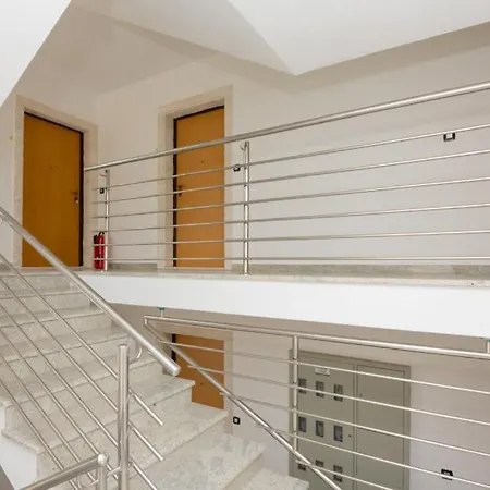 Olivera-trogir By Guide