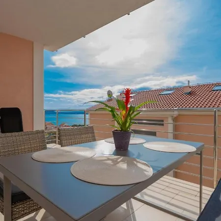 Olivera-trogir By Guide *