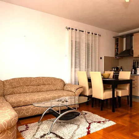 Olivera-trogir By Guide * Trogir