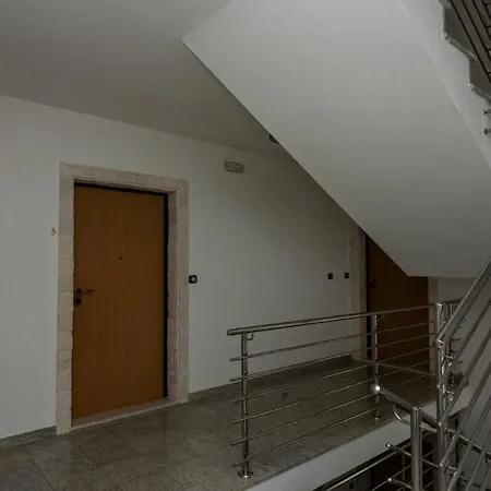 Olivera-trogir By Guide Trogir