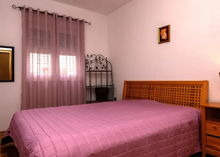 Olivera-trogir By Guide *